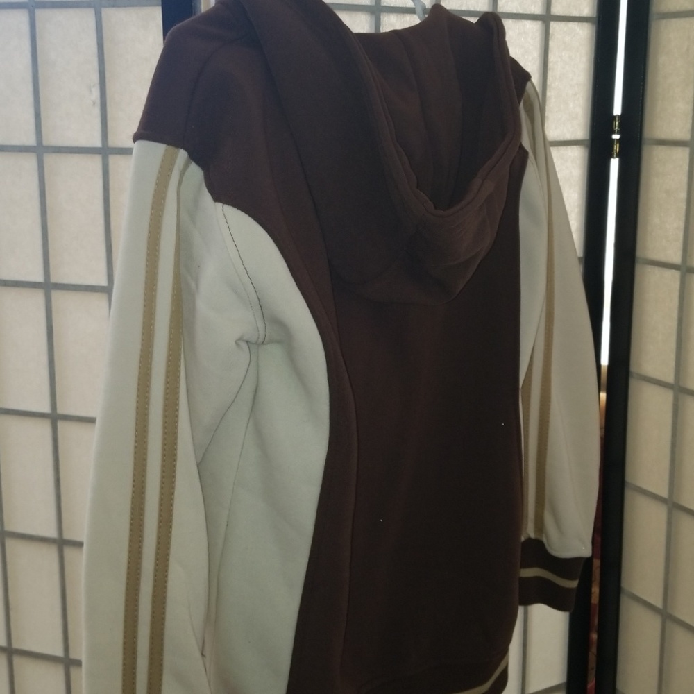 Sweatsuit - Picture 2 of 6